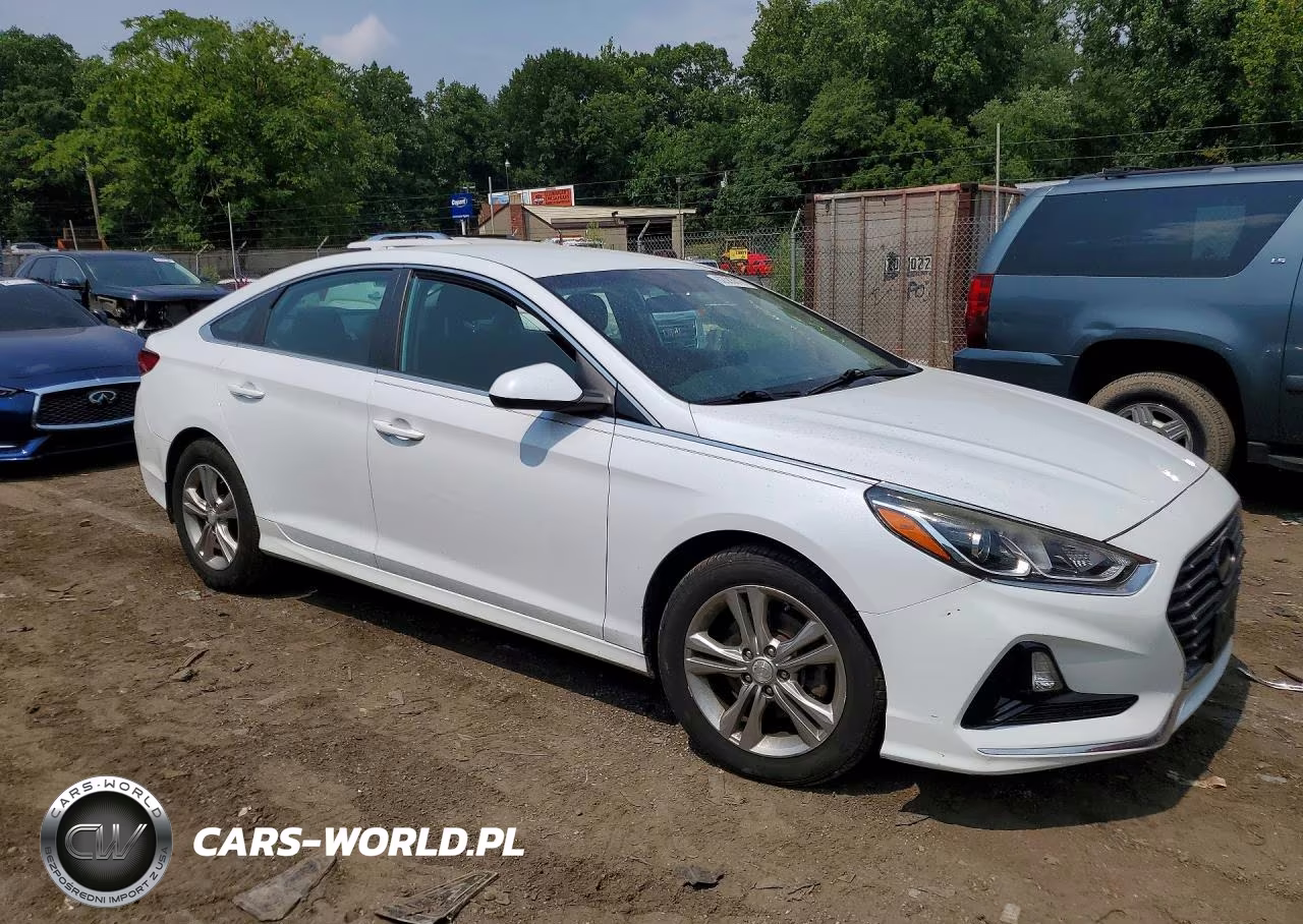 2018 Hyundai Sonata Se VIN:5NPE24AF4JH674330 - 4