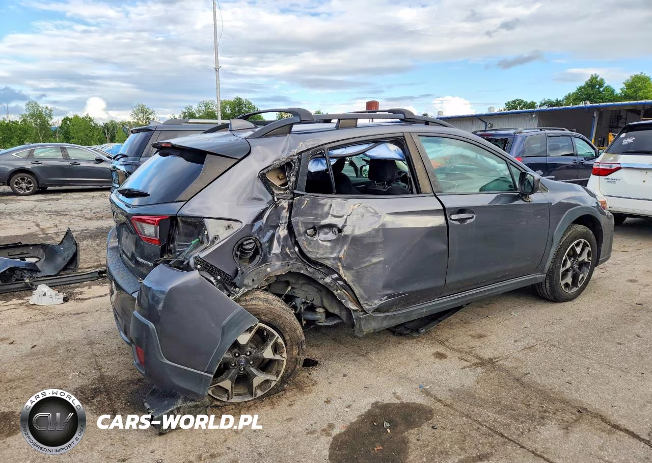 2020 Subaru Crosstrek Premium VIN:JF2GTAEC1L8214582 - 3