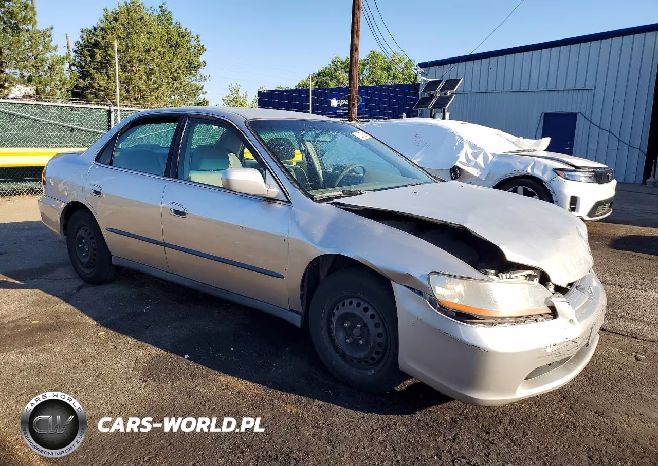 1999 Honda Accord Lx VIN:1HGCG5641XA026211 - 4