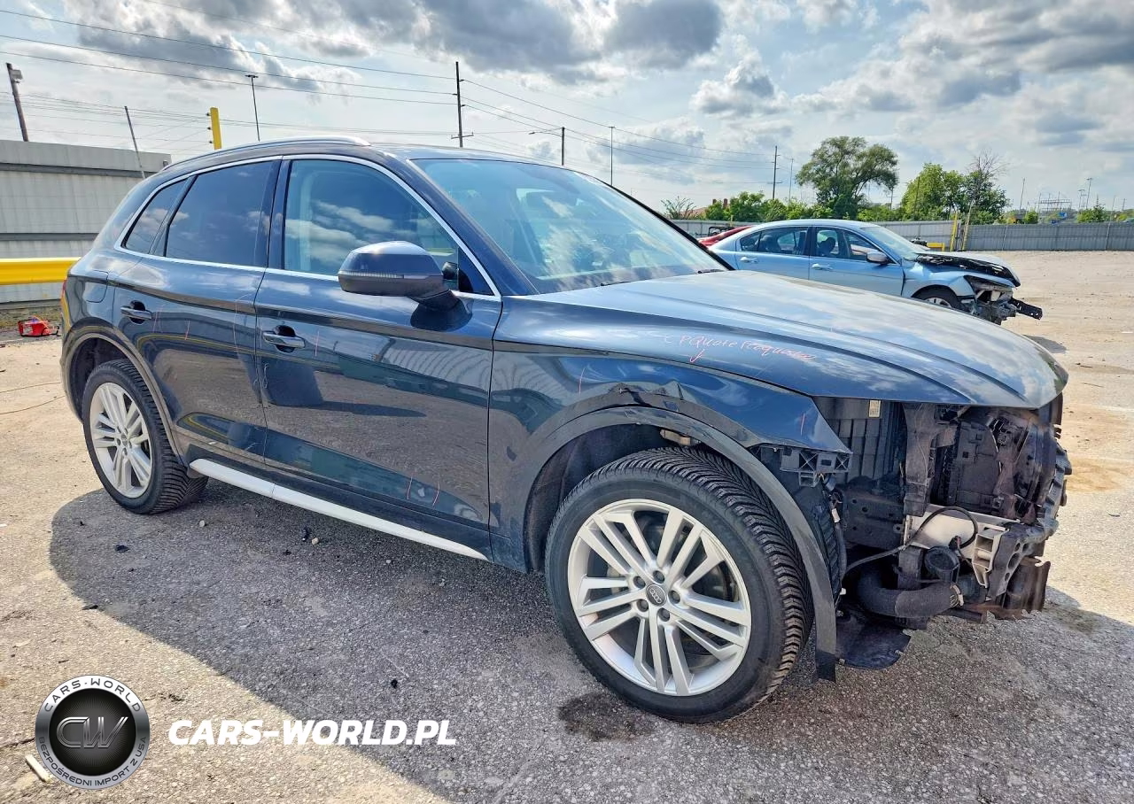 2018 Audi Q5 Premium Plus VIN:WA1BNAFY0J2248634 - 4