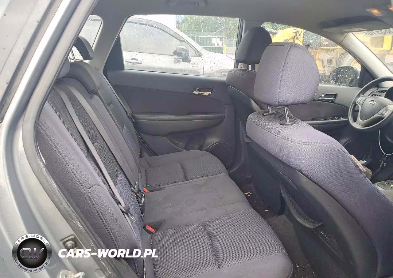 2010 Hyundai Elantra Touring Gls VIN:KMHDC8AE3AU074777 - 11