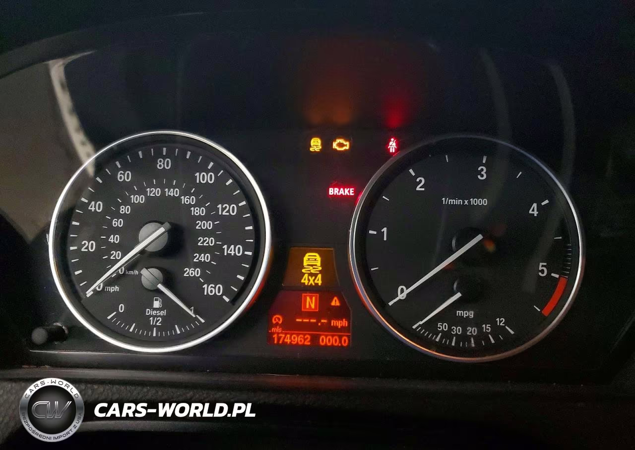2012 BMW X5 xDrive35D VIN:5UXZW0C57CL670885 - 9