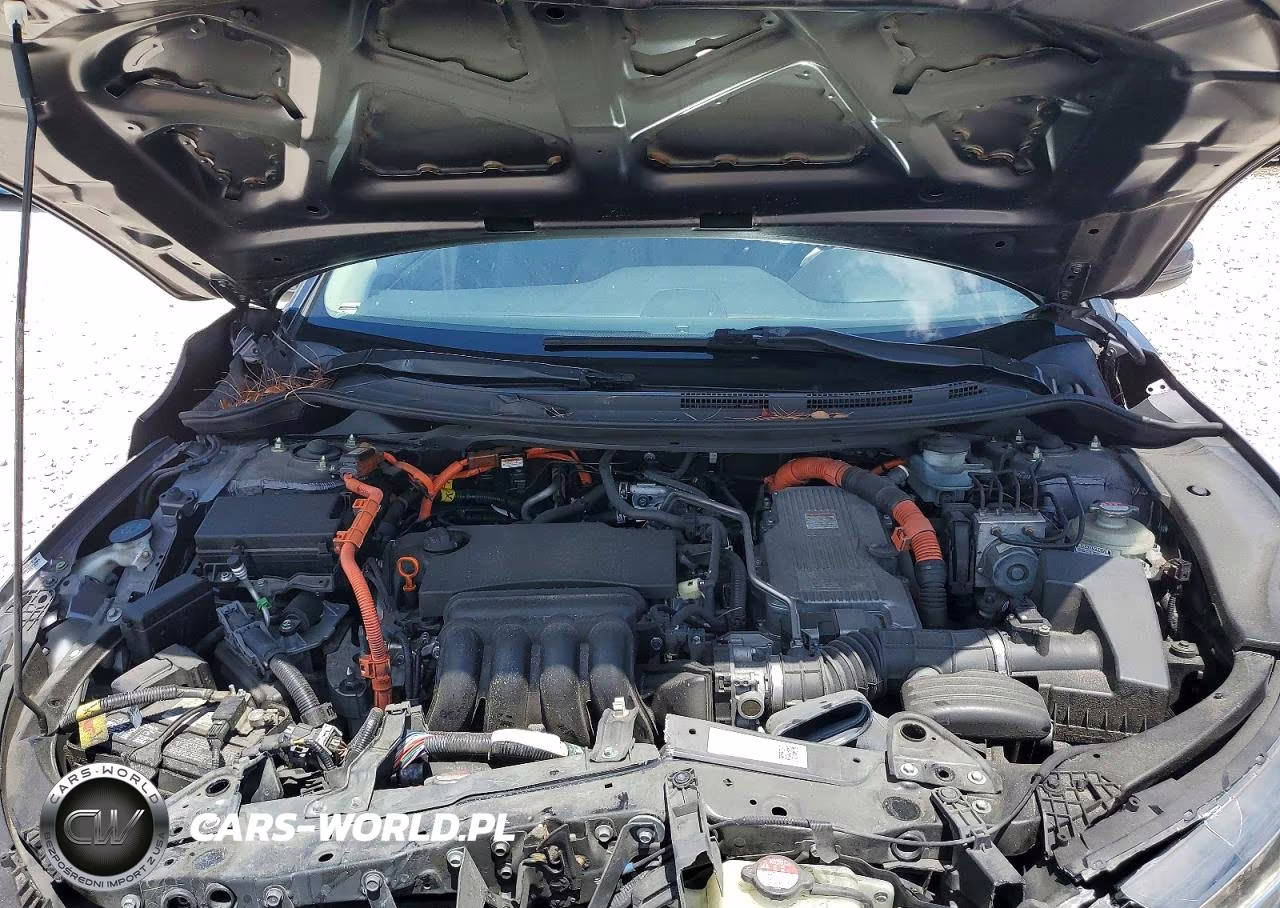 2018 Honda Clarity Touring VIN:JHMZC5F38JC013106 - 11