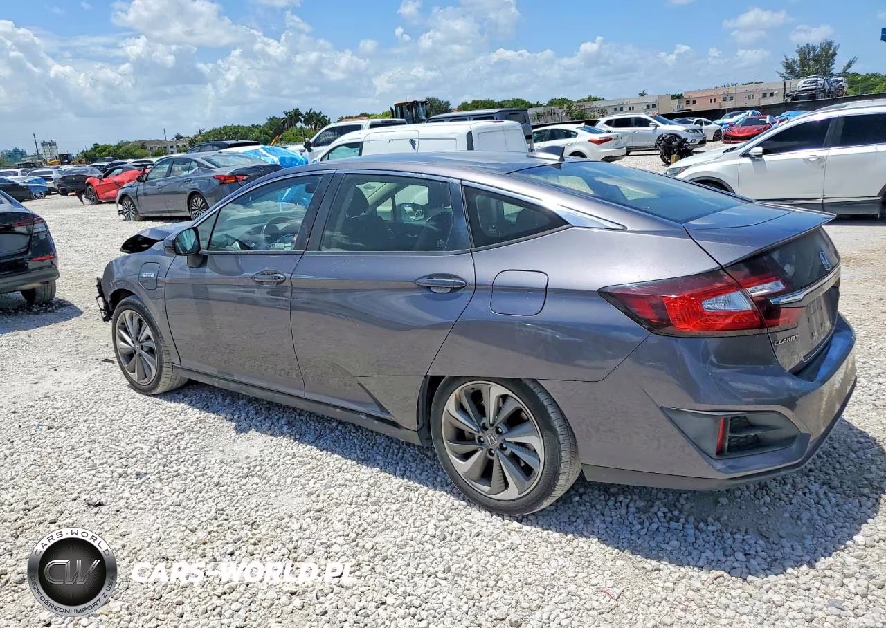2018 Honda Clarity Touring VIN:JHMZC5F38JC013106 - 2