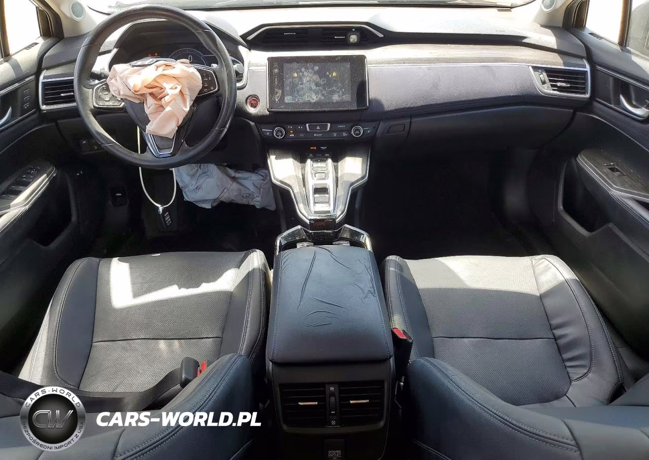 2018 Honda Clarity Touring VIN:JHMZC5F38JC013106 - 8
