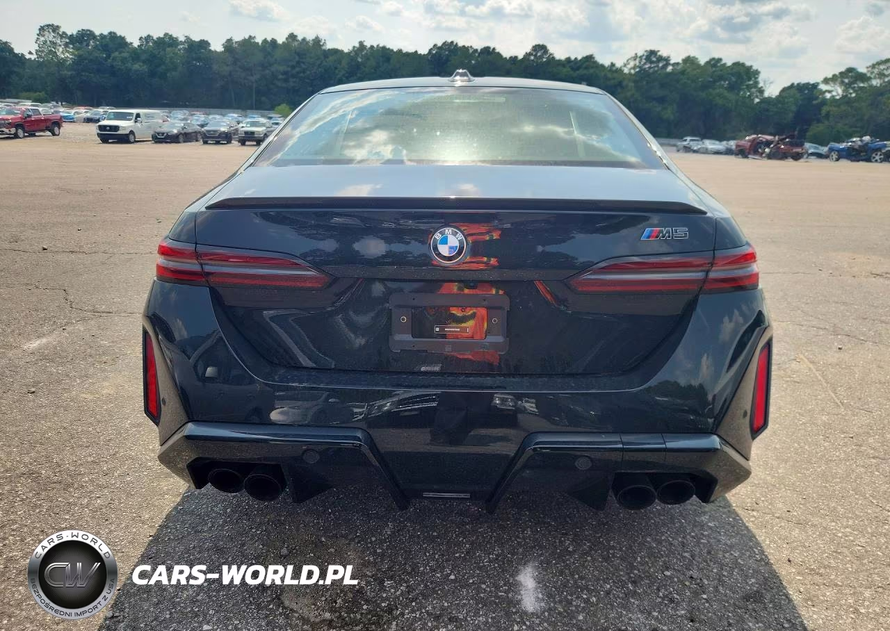 2025 BMW M5 VIN:WBS83FK03SCT96462 - 6