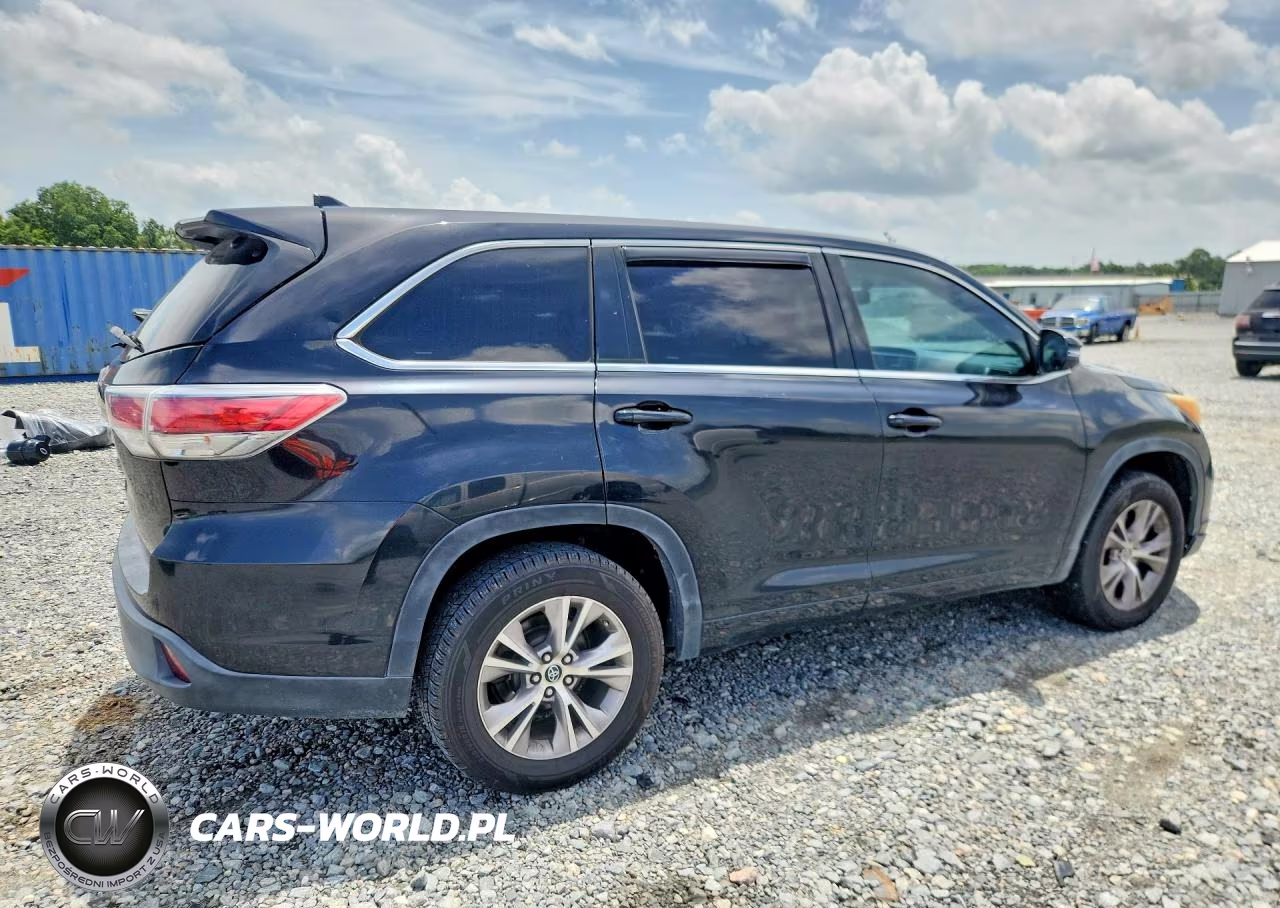2016 Toyota Highlander Le Plus VIN:5TDZKRFH6GS120976 - 3