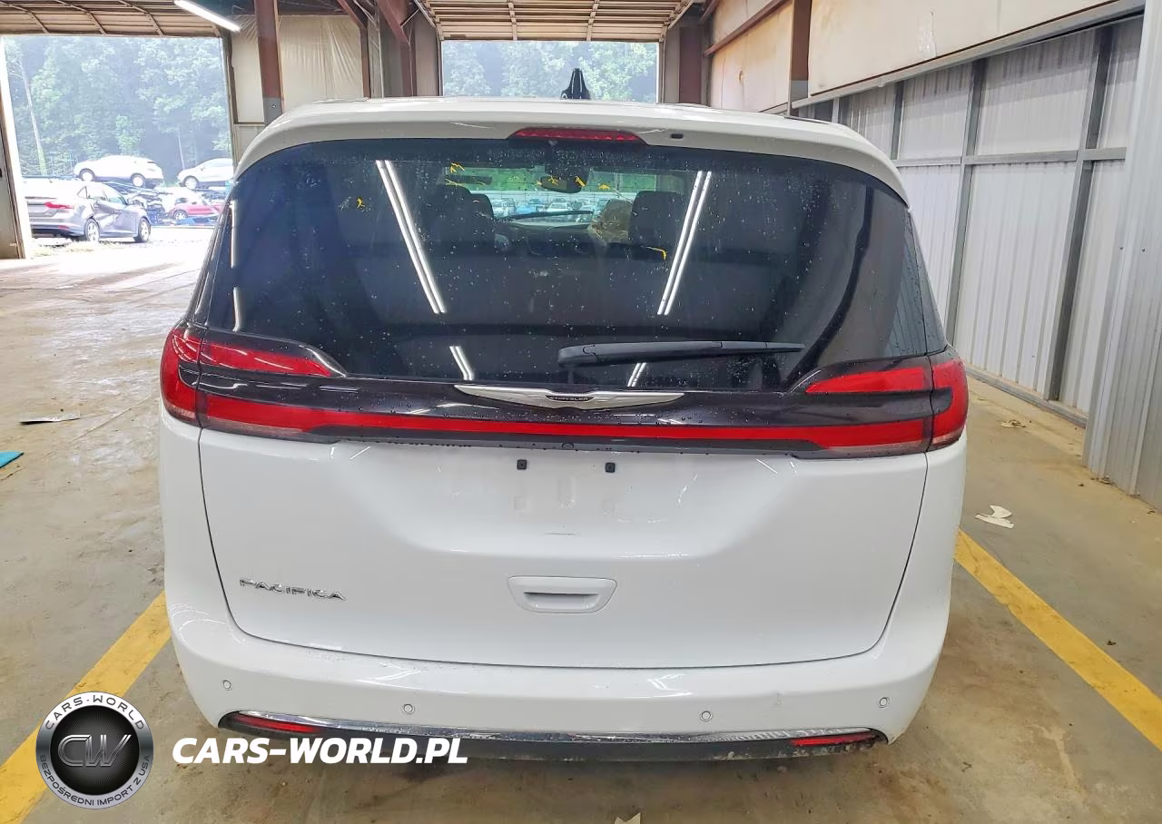 2025 Chrysler Pacifica Select VIN:2C4RC1BG3SR612071 - 6