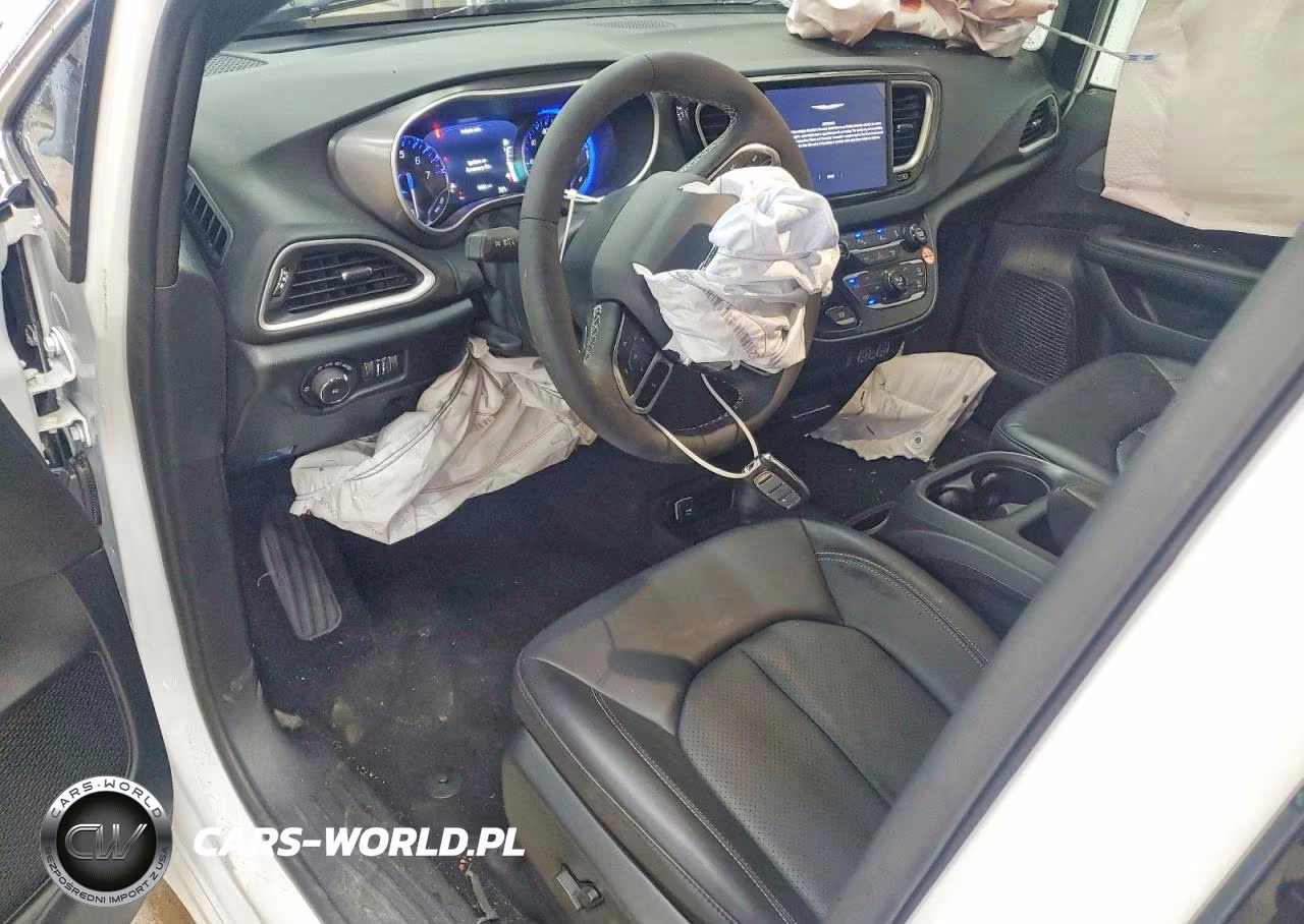 2025 Chrysler Pacifica Select VIN:2C4RC1BG3SR612071 - 8