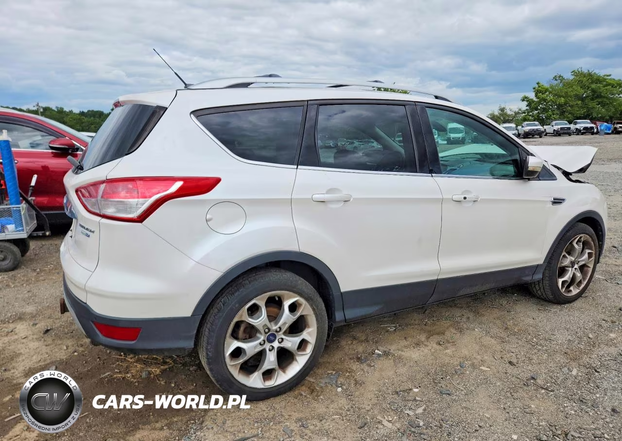 2015 Ford Escape Titanium VIN:1FMCU9J93FUB29169 - 3