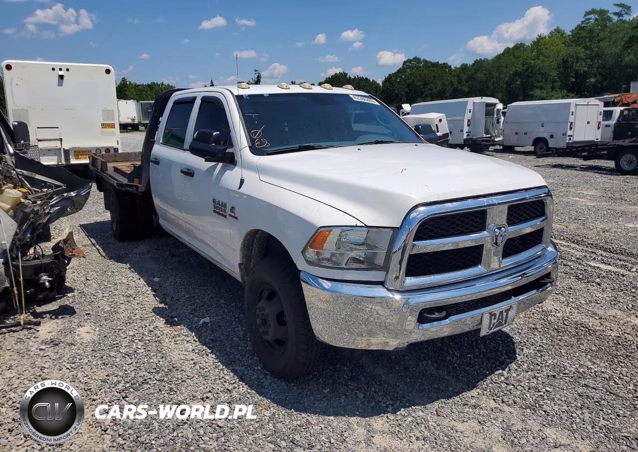 2016 Ram 3500 VIN:3C7WRTCLXGG159320 - 4
