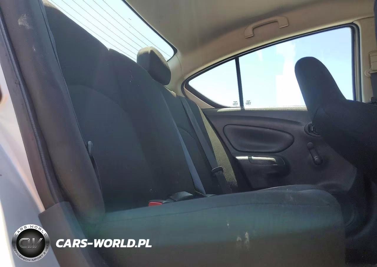 2017 Nissan Versa 1.6 S Plus VIN:3N1CN7AP4HL896713 - 10