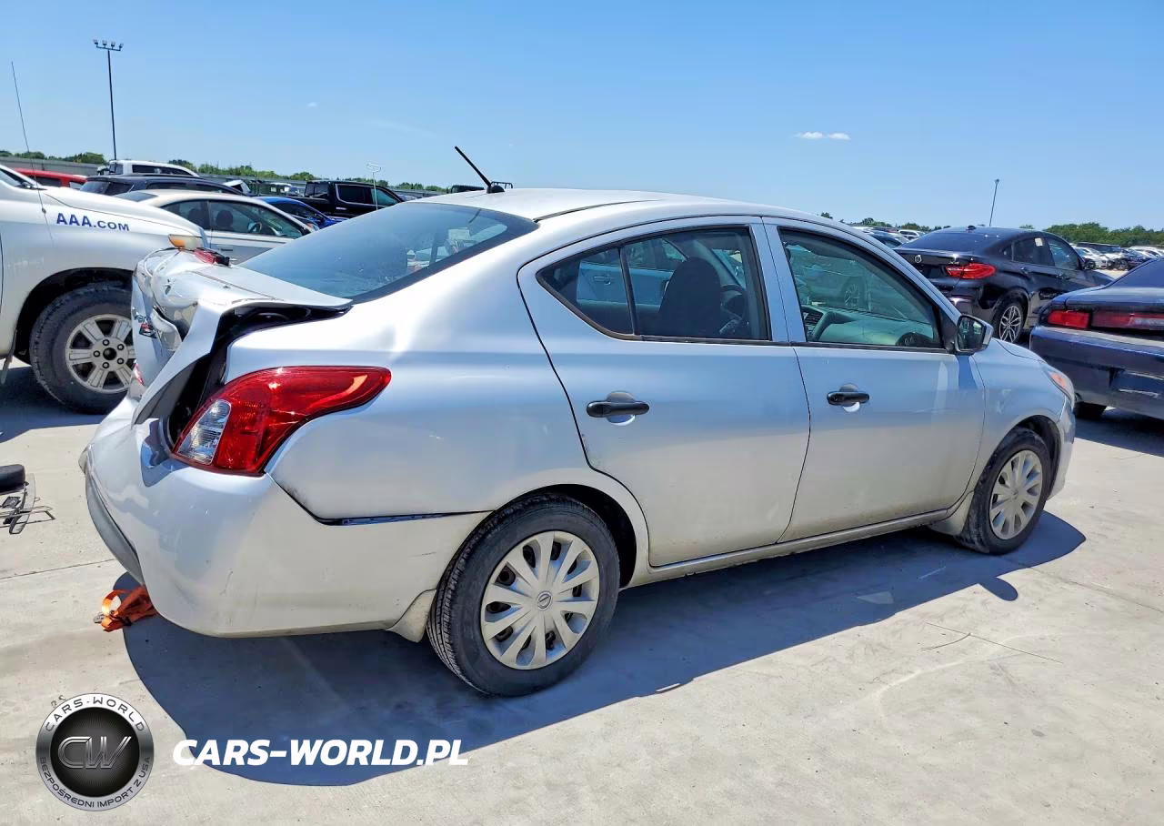 2017 Nissan Versa 1.6 S Plus VIN:3N1CN7AP4HL896713 - 3