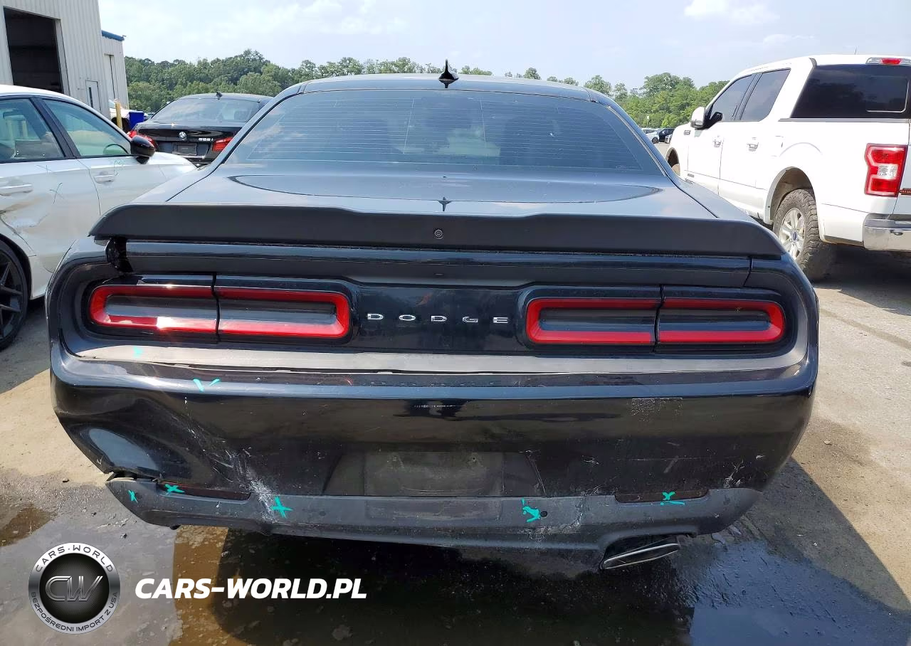 2018 Dodge Challenger Sxt VIN:2C3CDZAG9JH110998 - 6