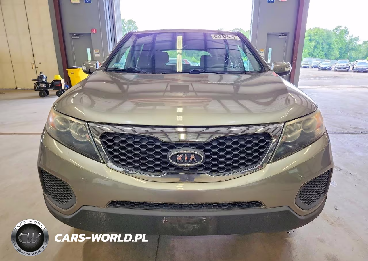 2013 Kia Sorento Lx VIN:5XYKT3A19DG355290 - 5