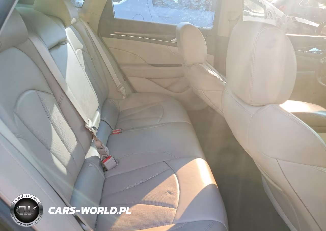 2019 Buick Lacrosse Sport Touring VIN:1G4ZW5SS7KU129104 - 10
