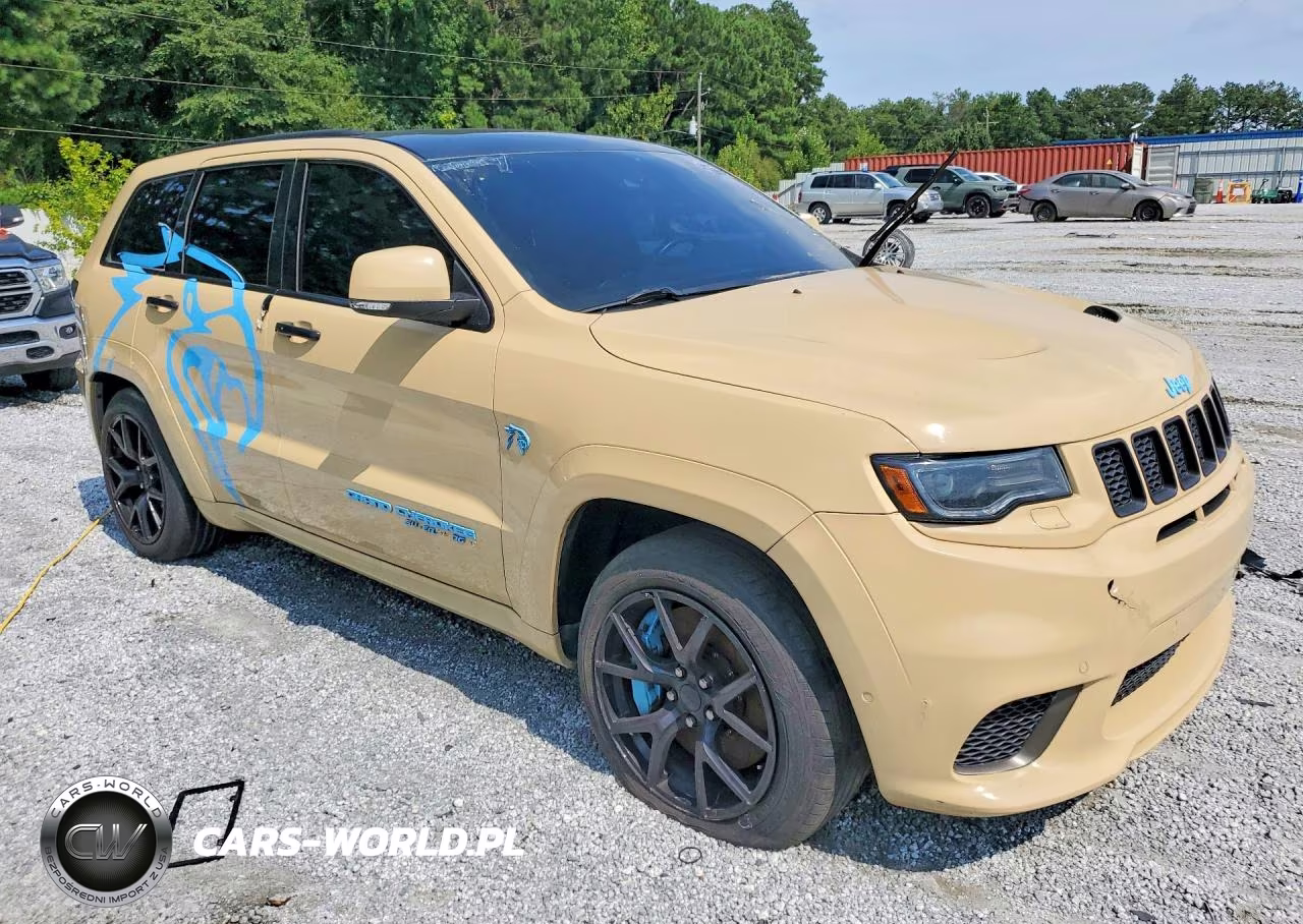 2018 Jeep Grand Cherokee Trackhawk VIN:1C4RJFN93JC223597 - 4