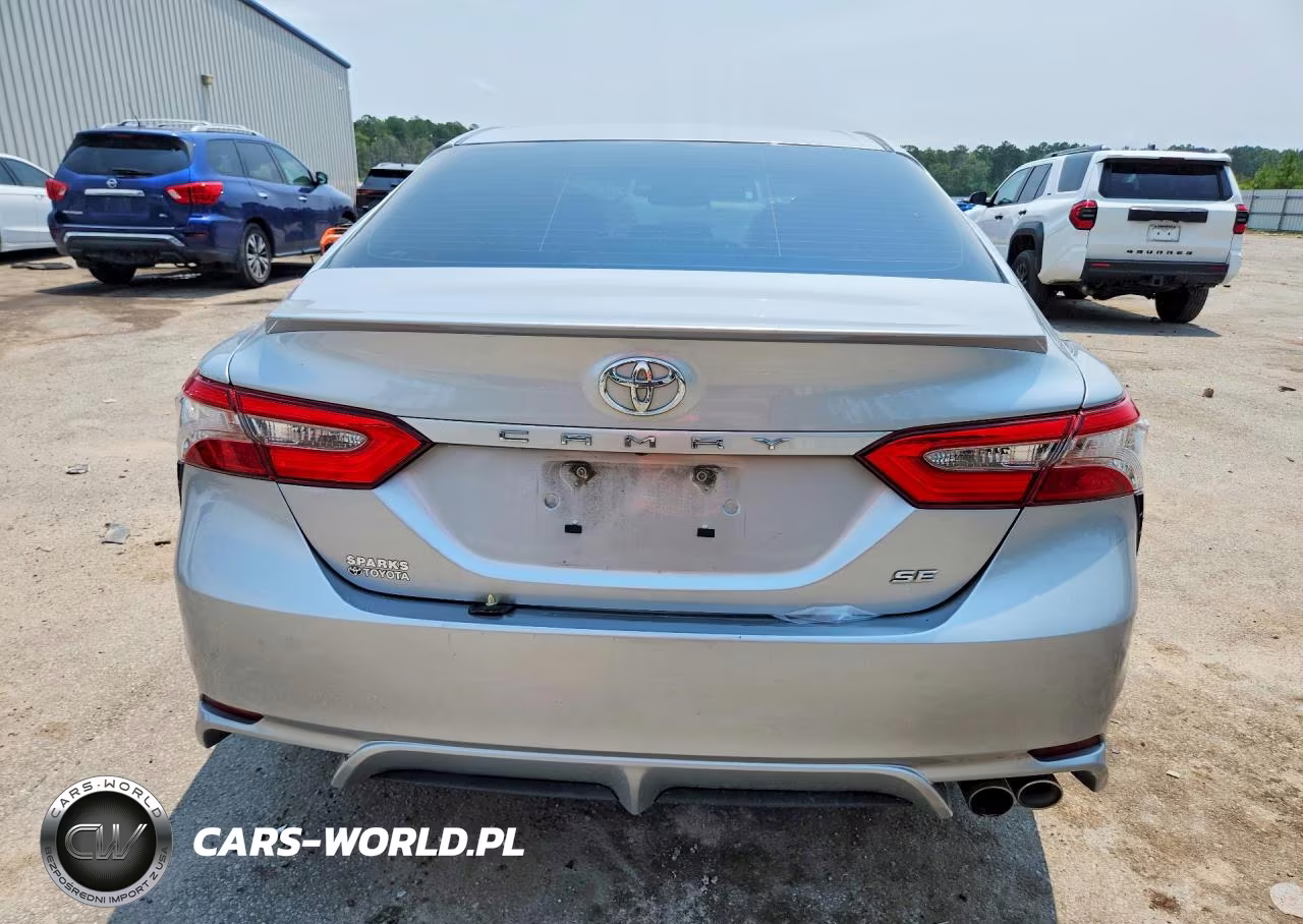 2018 Toyota Camry Se VIN:4T1B11HK7JU133099 - 6
