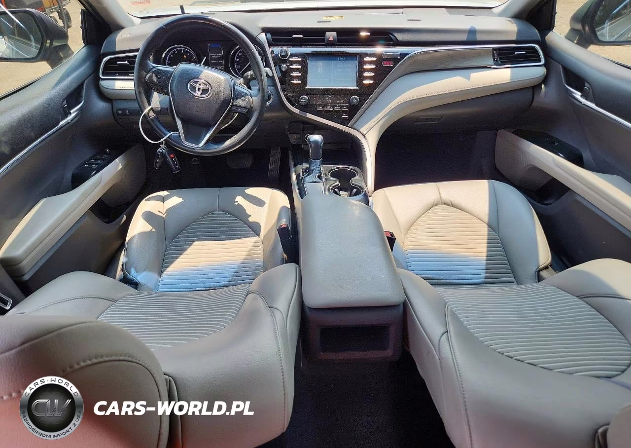 2018 Toyota Camry Se VIN:4T1B11HK7JU133099 - 8