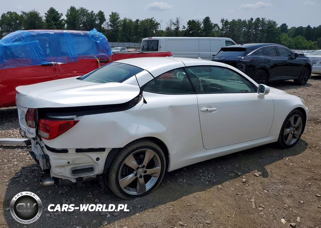 2015 Lexus Is 250 VIN:JTHFF2C26F2532625 - 3