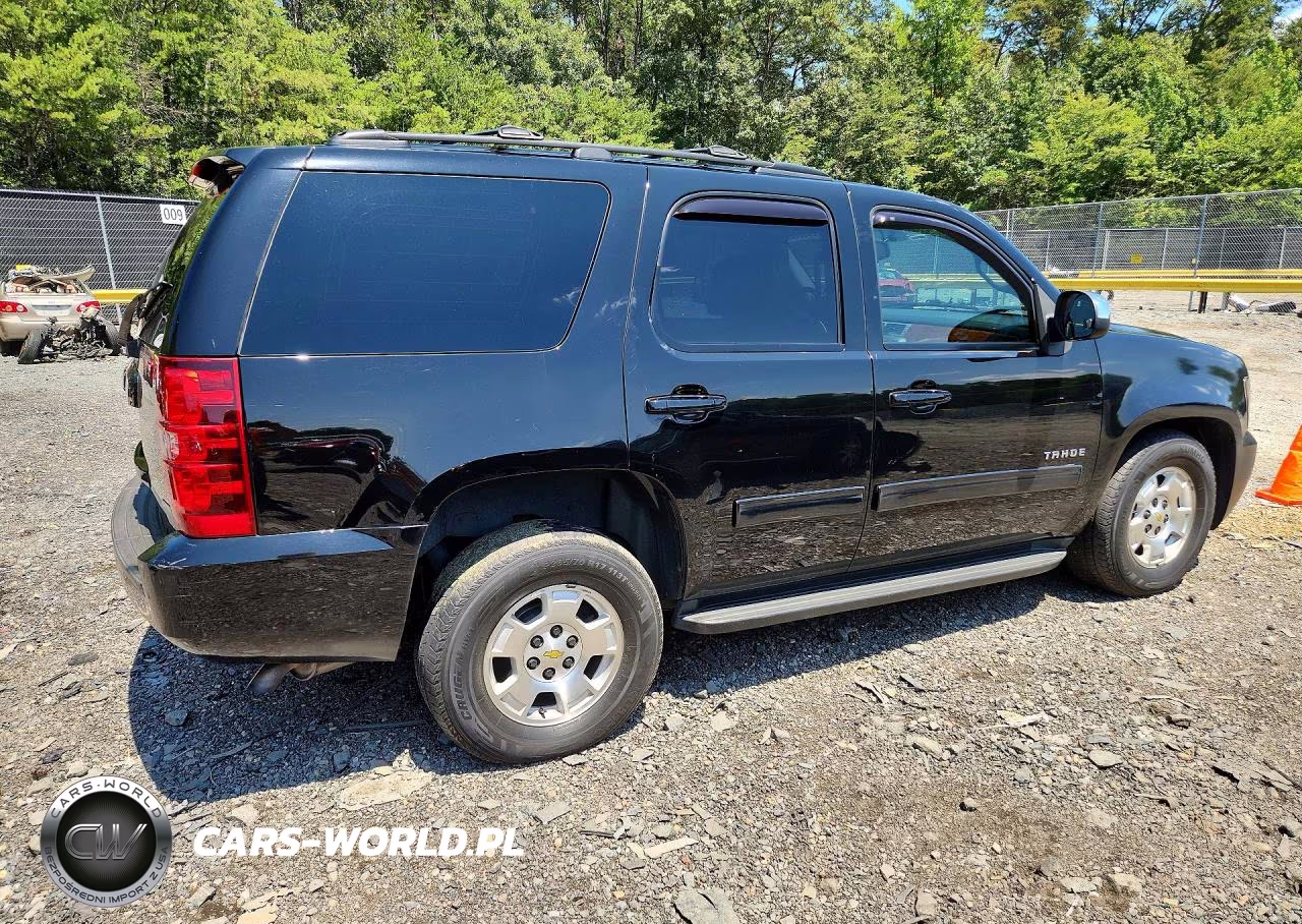 2012 Chevrolet Tahoe K1500 Ls VIN:1GNSKAE08CR199808 - 3