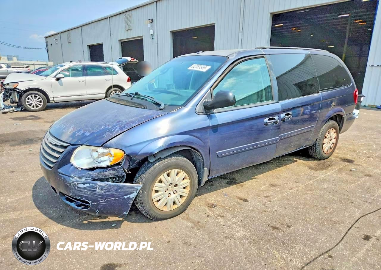 2007 Chrysler Town & Country Lx