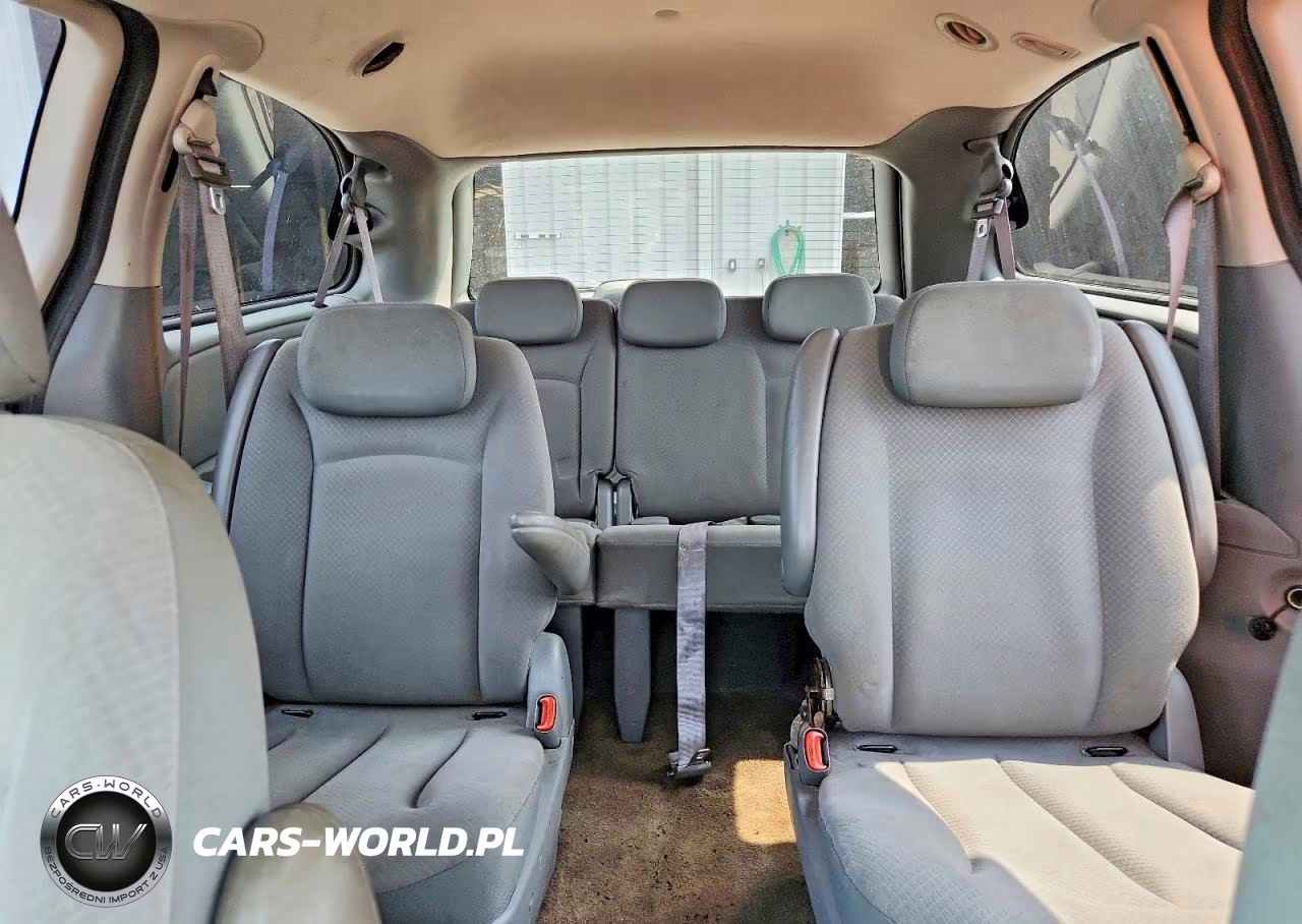 2007 Chrysler Town & Country Lx VIN:2A4GP44R37R362246 - 10
