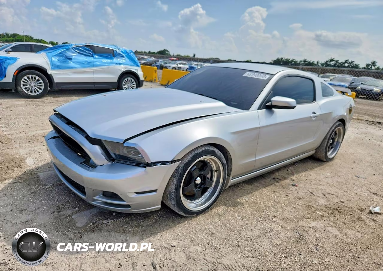 2014 Ford Mustang VIN:1ZVBP8AM3E5290536 - 1