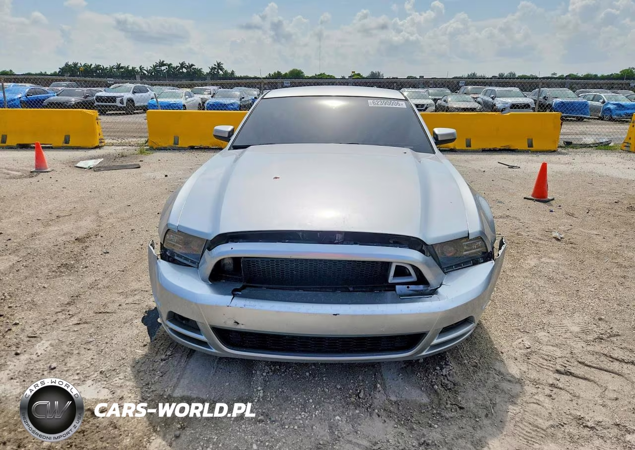 2014 Ford Mustang VIN:1ZVBP8AM3E5290536 - 5