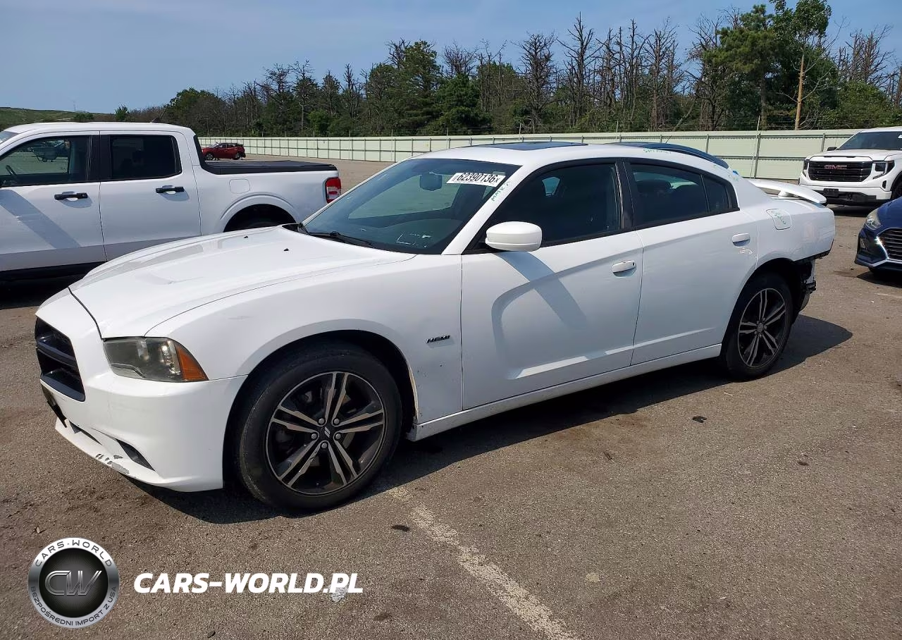 2014 Dodge Charger R-T – zdjęcie 1 z 12