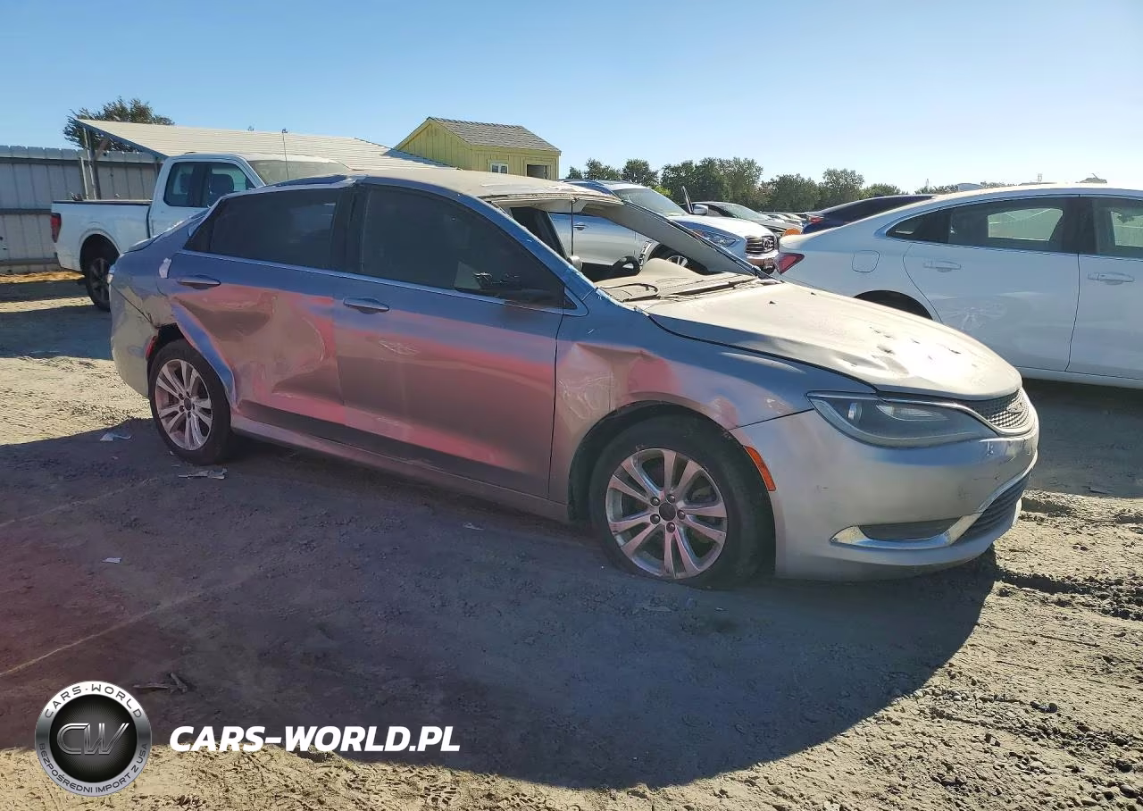 2016 Chrysler 200 Limited VIN:1C3CCCAB6GN145437 - 4