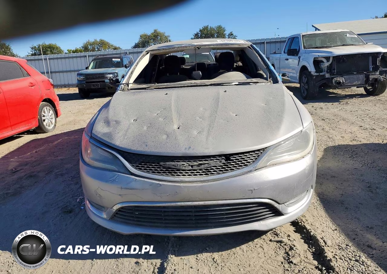 2016 Chrysler 200 Limited VIN:1C3CCCAB6GN145437 - 5
