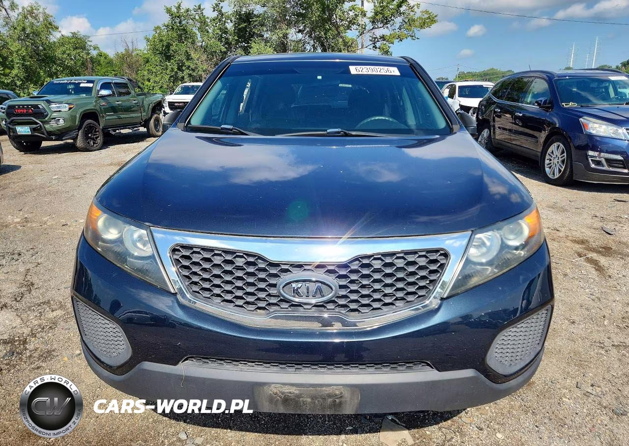2012 Kia Sorento Lx VIN:5XYKTCA63CG246088 - 5