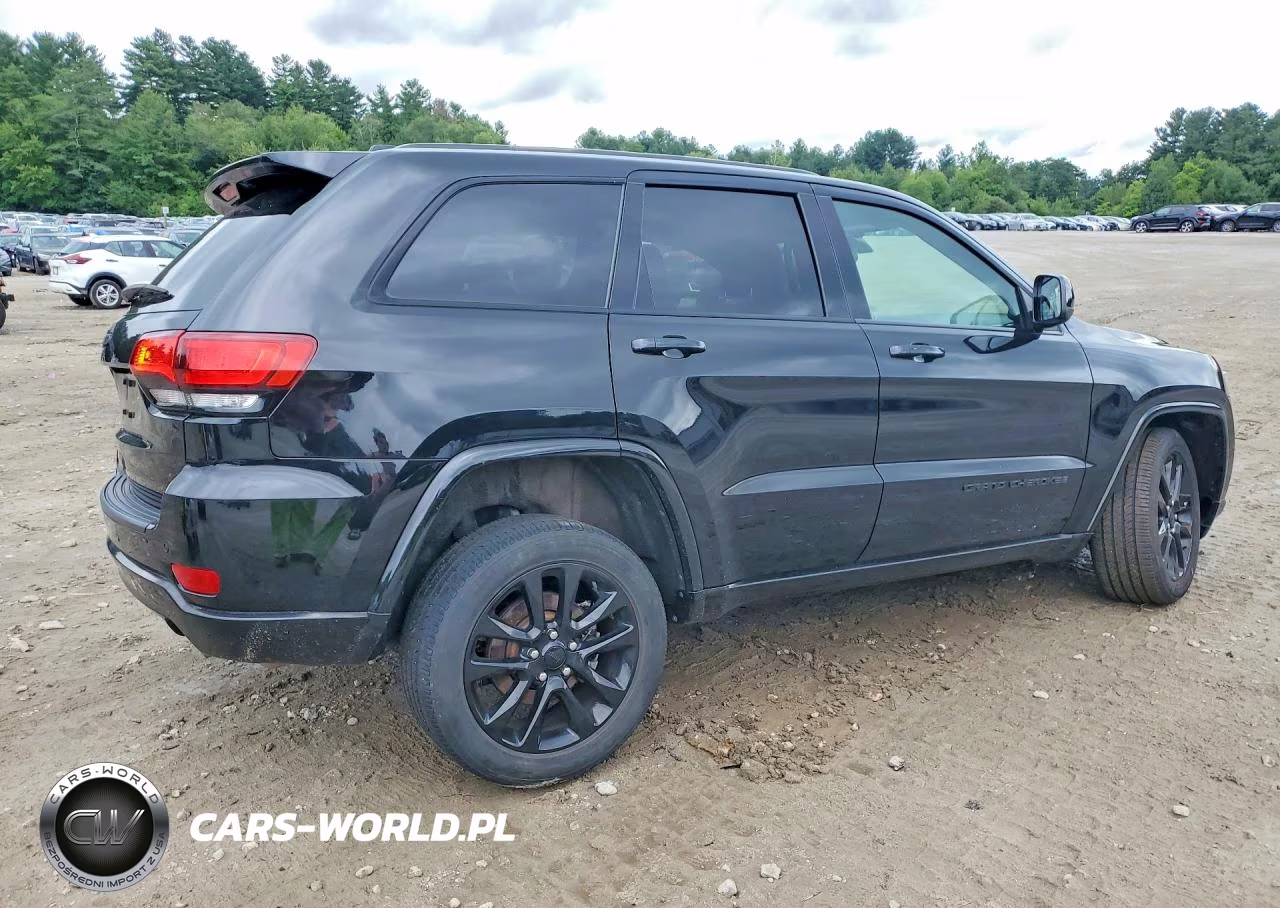 2021 Jeep Grand Cherokee Laredo VIN:1C4RJFAG5MC855414 - 3