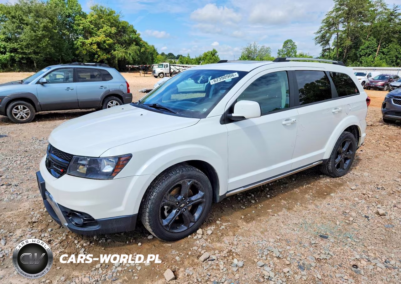 2020 Dodge Journey Crossroad VIN:3C4PDCGB8LT231571 - 1