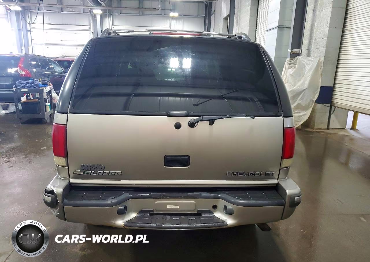 1999 Chevrolet Blazer VIN:1GNDT13W5X2196411 - 6