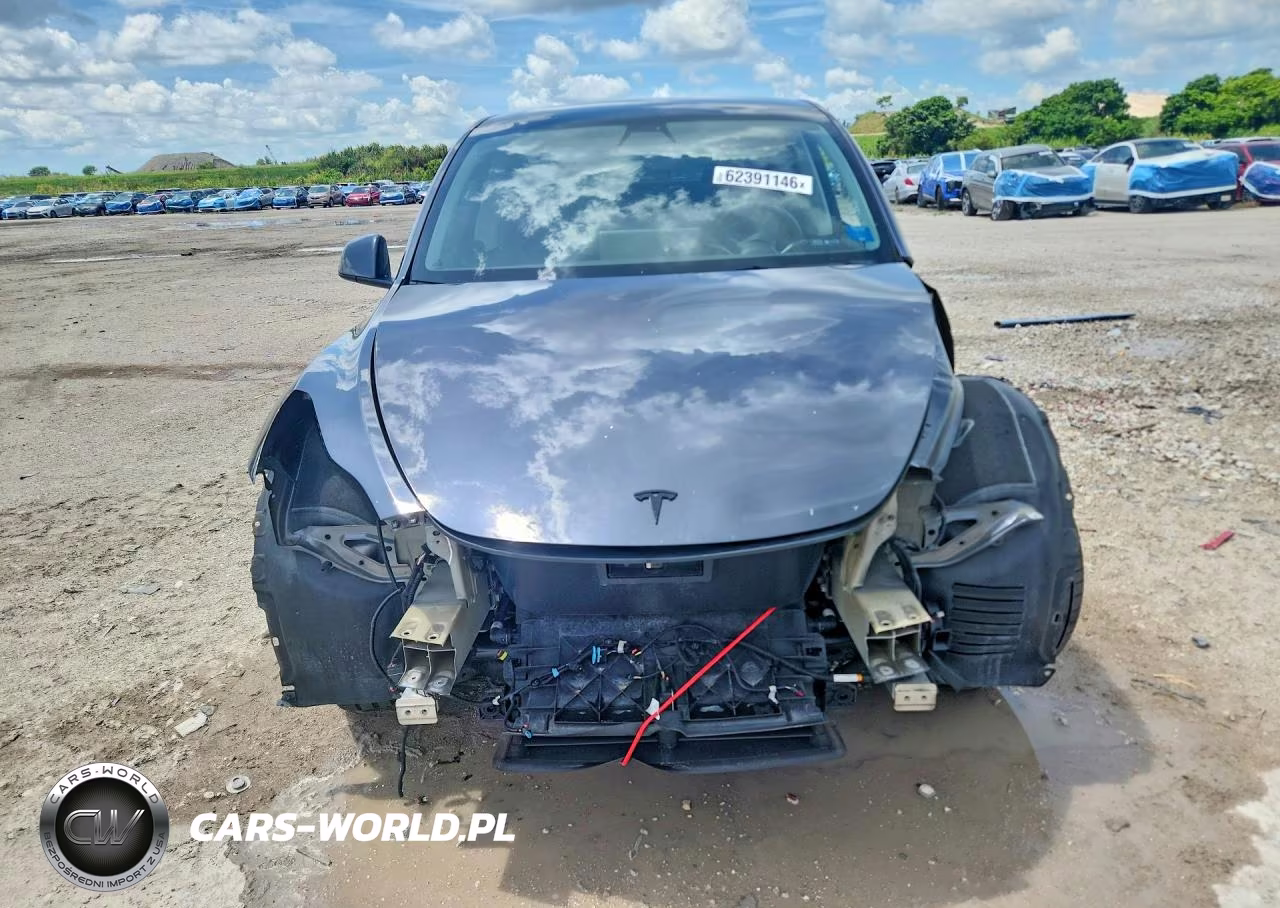 2021 Tesla Model Y VIN:5YJYGDEE7MF260624 - 5