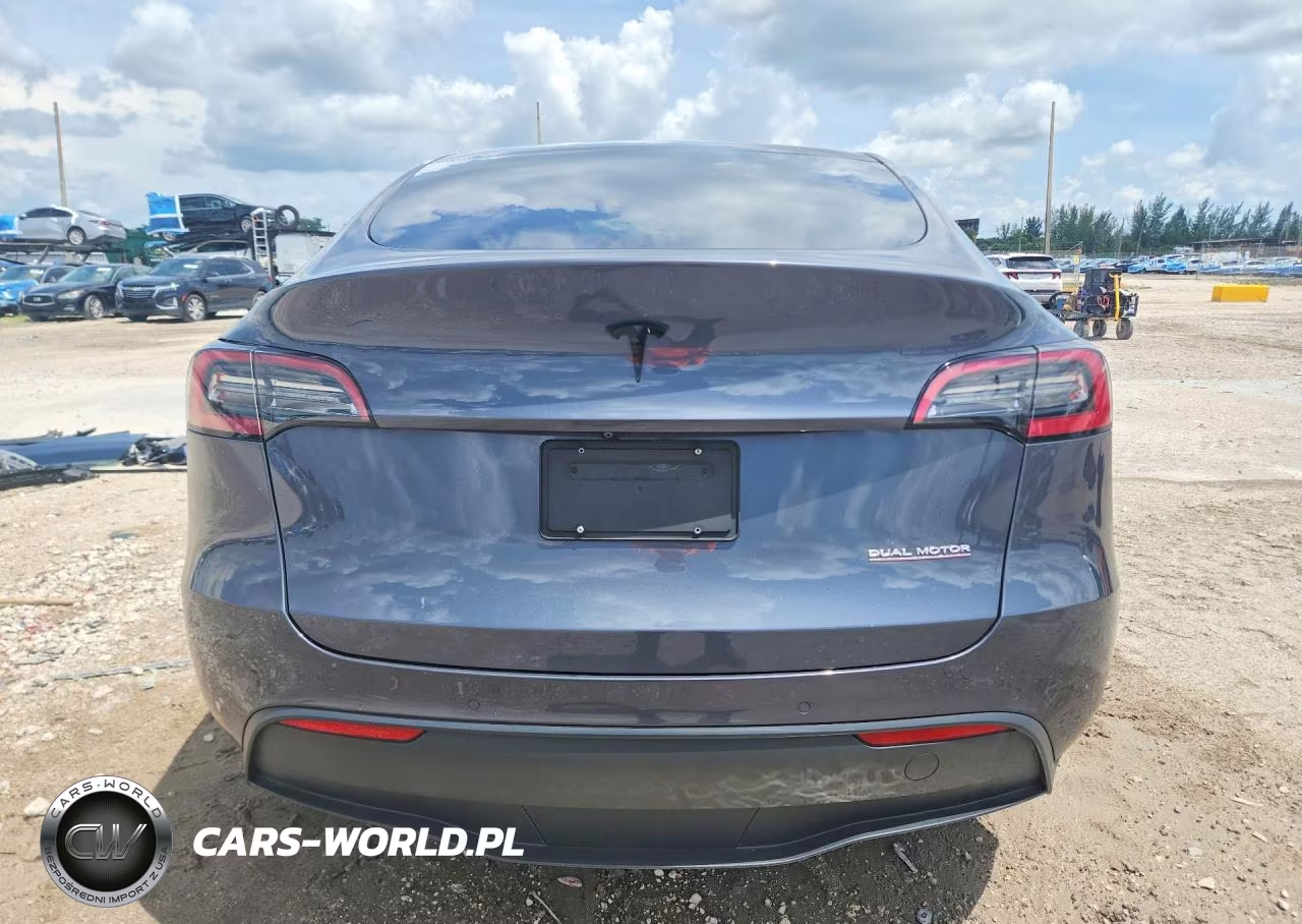 2021 Tesla Model Y VIN:5YJYGDEE7MF260624 - 6