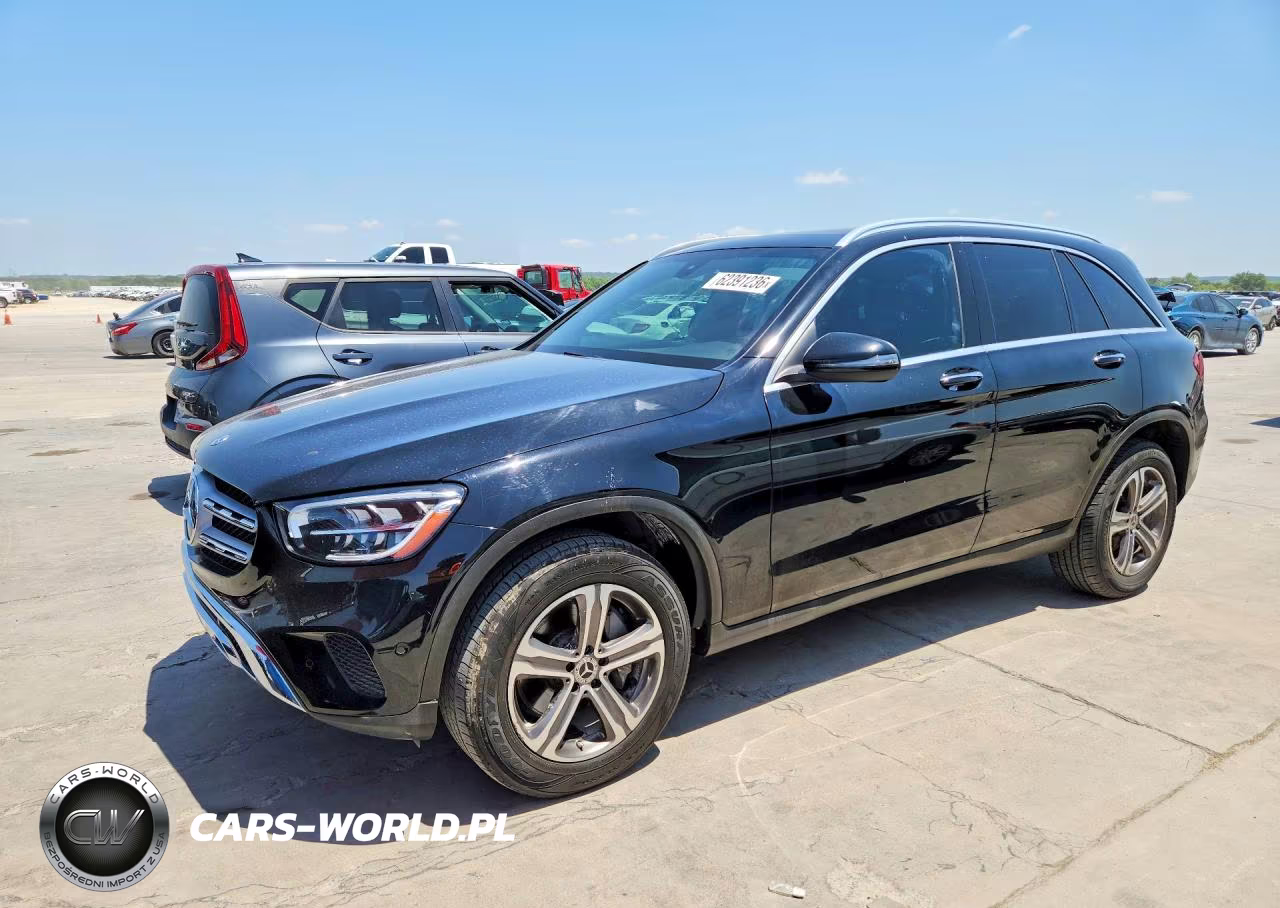 2021 Mercedes-Benz Glc 300 – zdjęcie 1 z 13