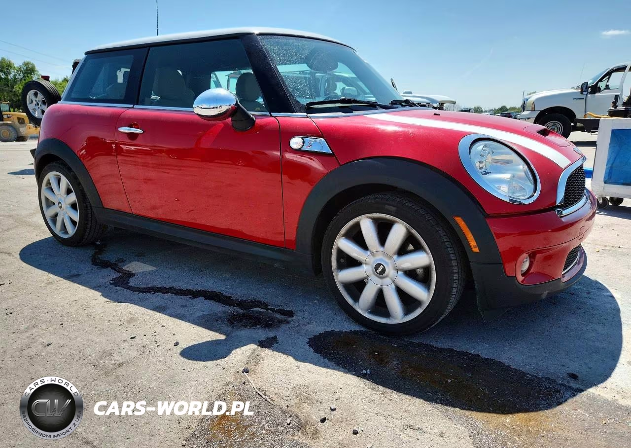 2007 Mini Cooper S VIN:WMWMF73587TT84258 - 4