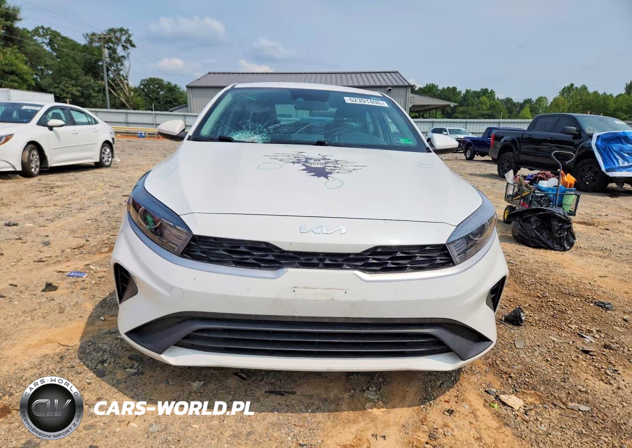 2024 Kia Forte Lxs VIN:3KPF24AD3RE788239 - 5