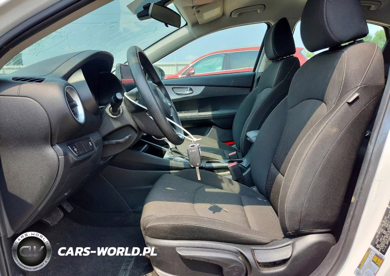 2024 Kia Forte Lxs VIN:3KPF24AD3RE788239 - 7