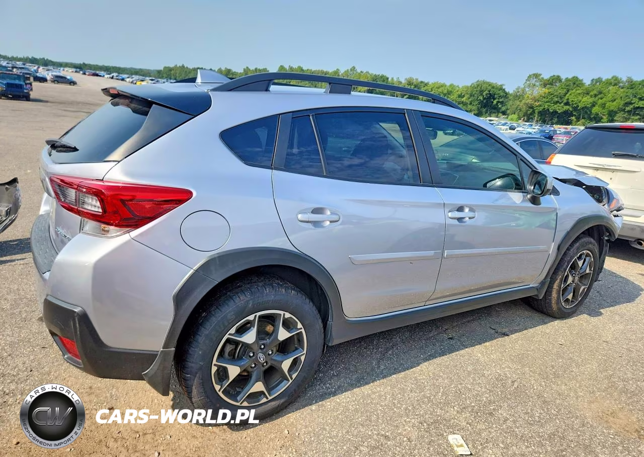 2020 Subaru Crosstrek Premium VIN:JF2GTAEC5L8272579 - 3