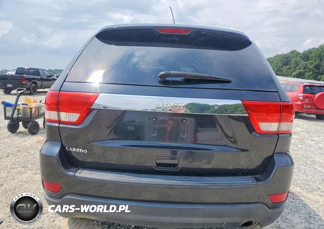 2013 Jeep Grand Cherokee Laredo VIN:1C4RJEAG3DC504074 - 6