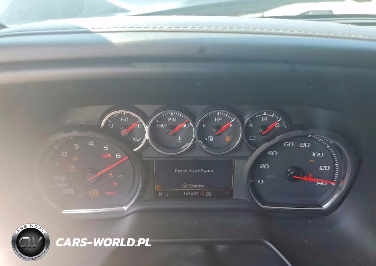 2021 Chevrolet Suburban K1500 Z71 VIN:1GNSKDKD8MR143863 - 9