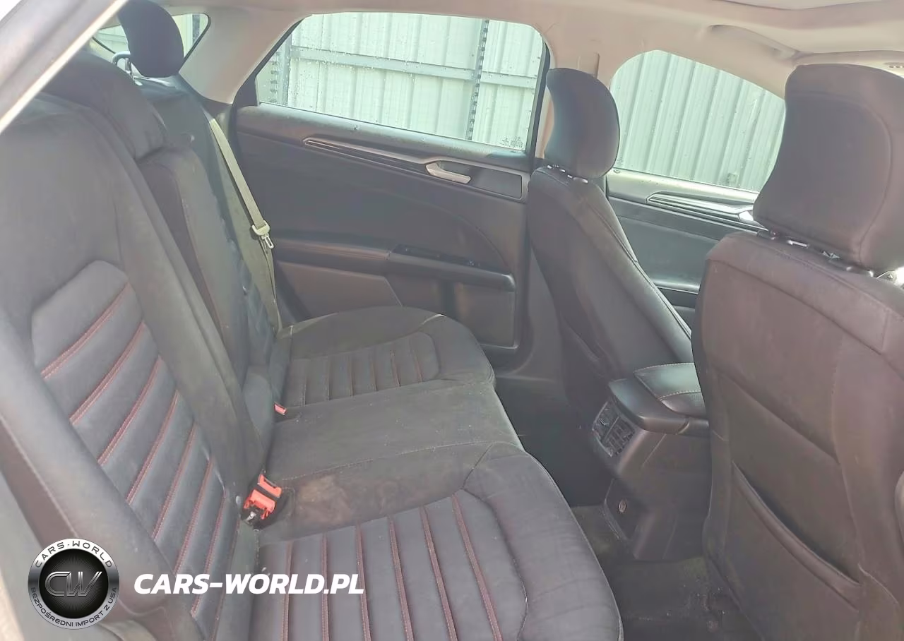 2016 Ford Fusion Se VIN:3FA6P0H73GR323434 - 10