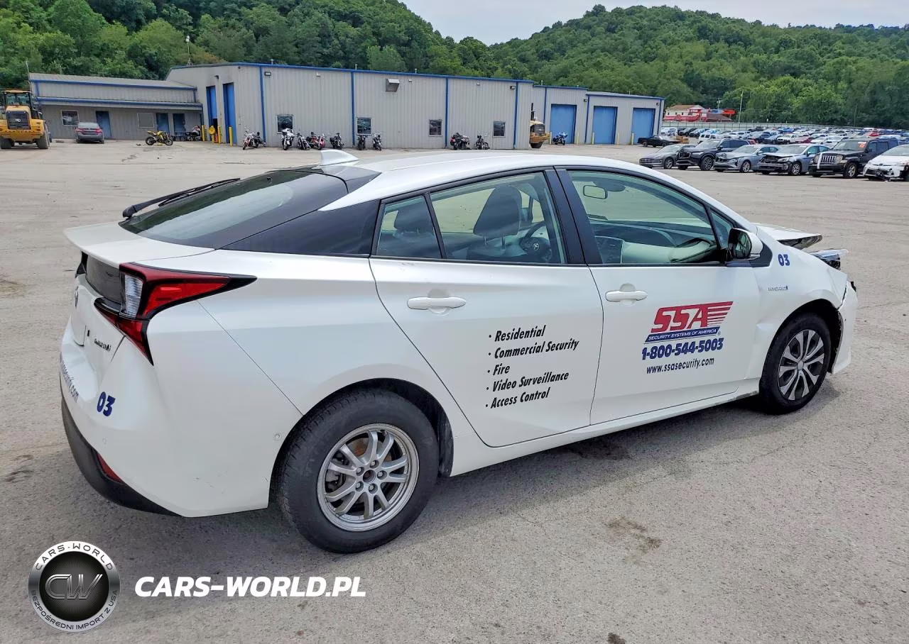 2020 Toyota Prius Le Awd-E VIN:JTDL9RFU0L3015070 - 3
