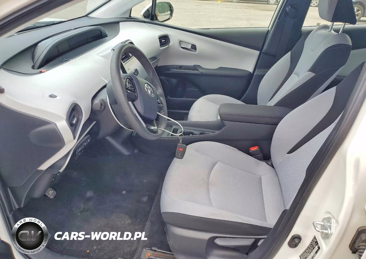 2020 Toyota Prius Le Awd-E VIN:JTDL9RFU0L3015070 - 7