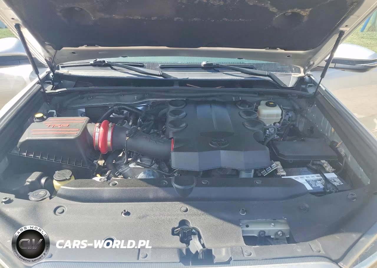 2018 Toyota 4Runner Trd Off-Road Premium VIN:JTEBU5JR9J5520771 - 12
