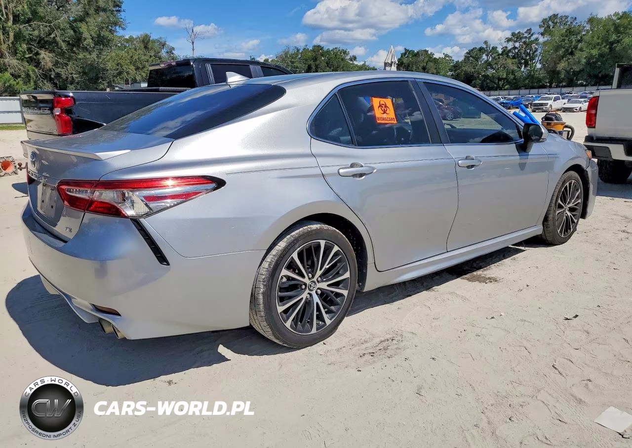 2019 Toyota Camry Se VIN:4T1B11HKXKU706918 - 3